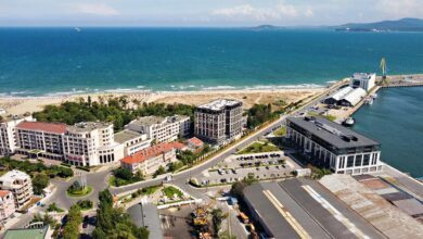 Варна или Бургас